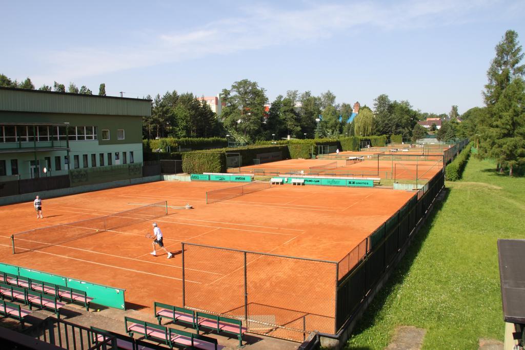 Penzion Tenis Klub Deza Valašské Meziříčí Εξωτερικό φωτογραφία