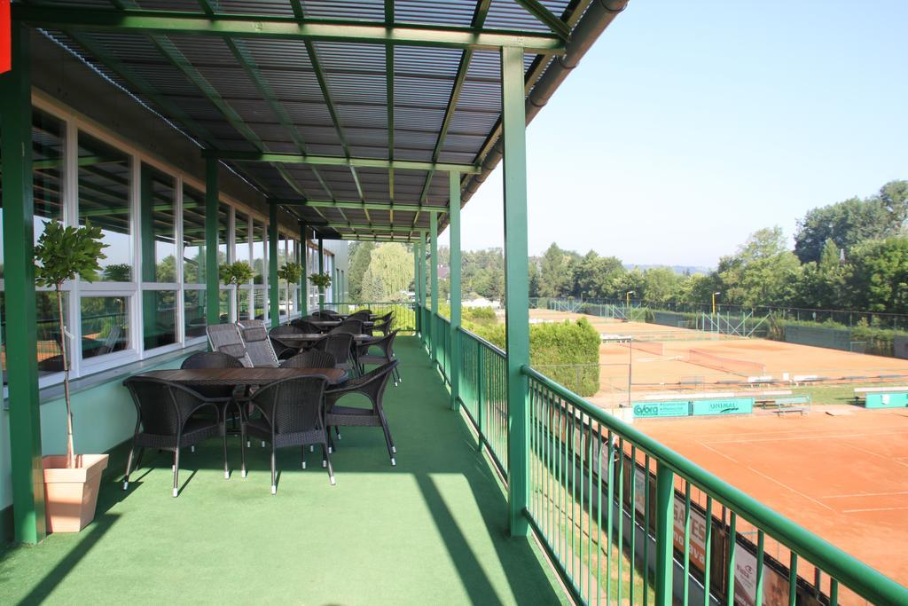 Penzion Tenis Klub Deza Valašské Meziříčí Εξωτερικό φωτογραφία